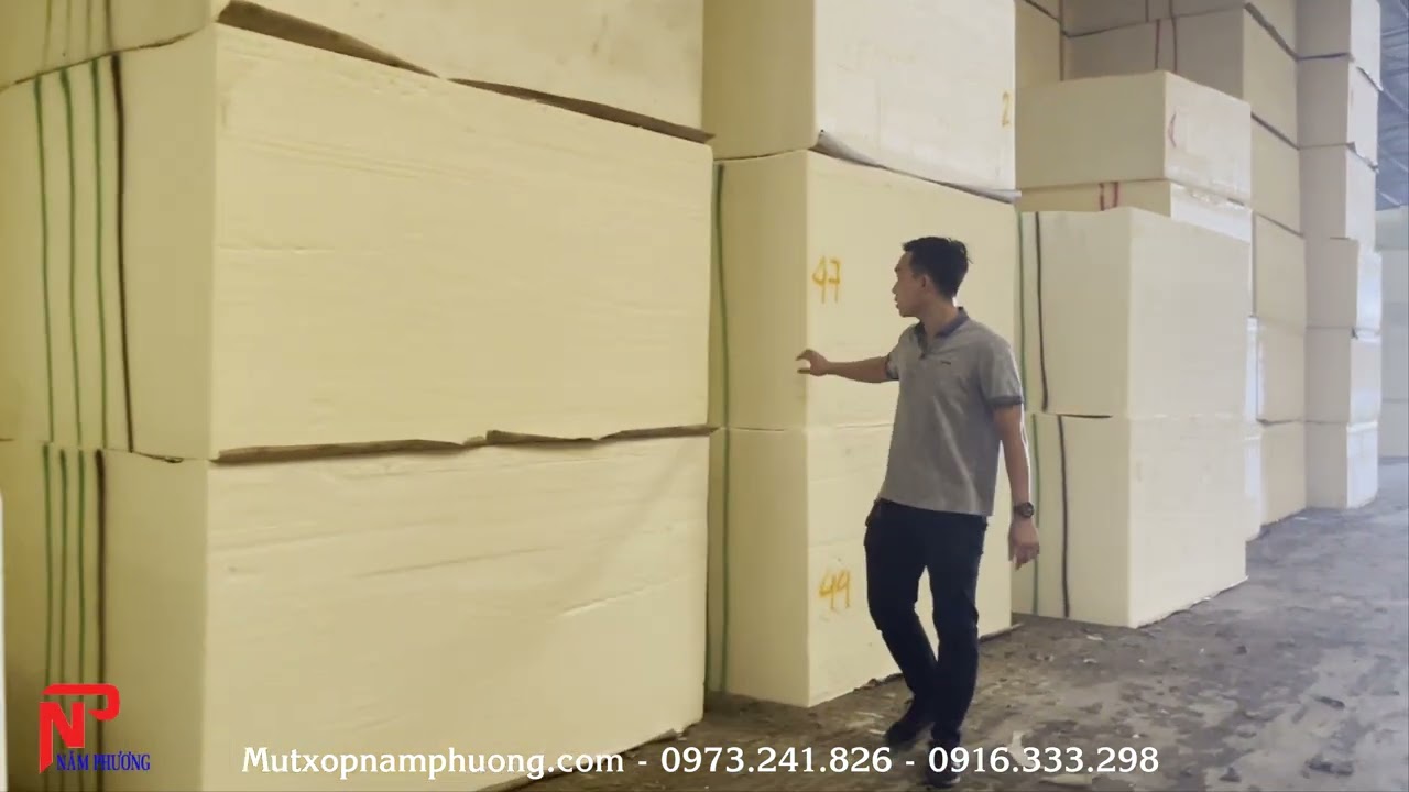 Kho lưu trữ mút nguyên khối tại Công ty Năm Phương